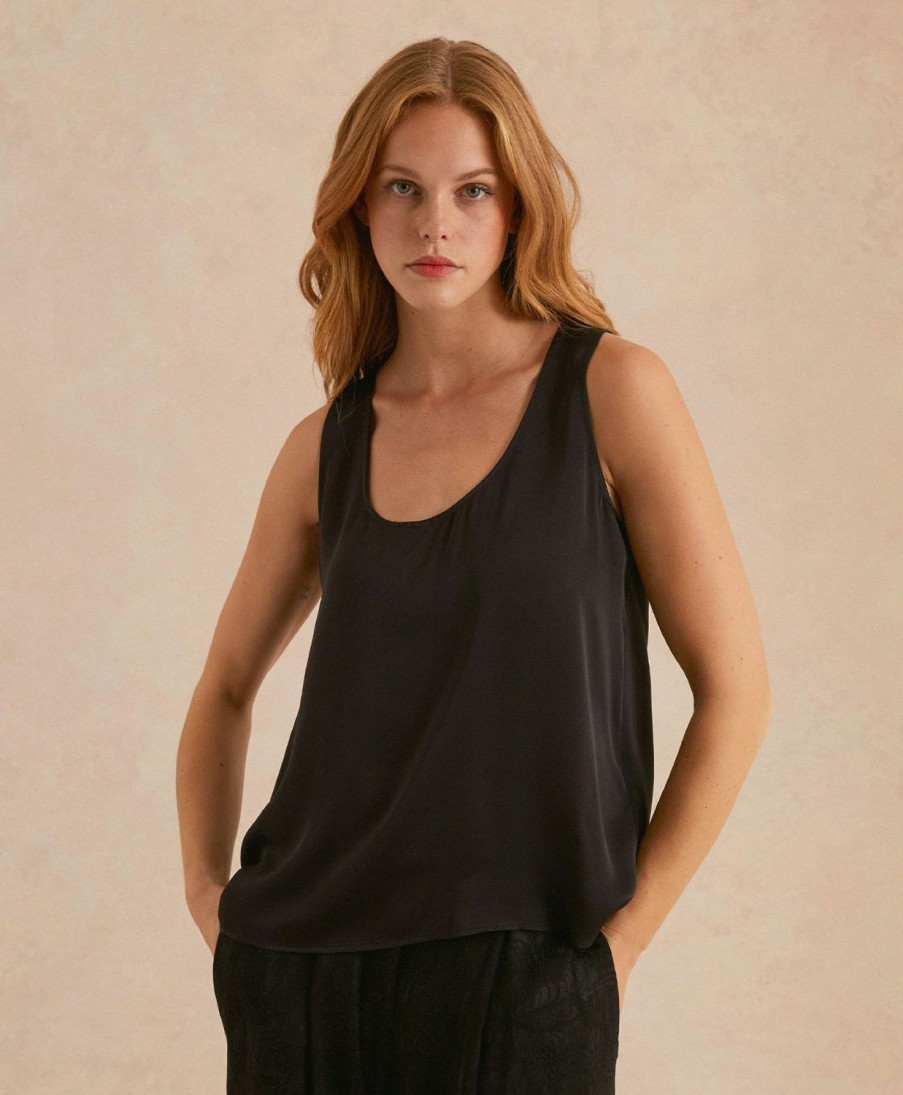 Clothing Momoni | Remy Top In Solid Colour Satin Crepe - Black