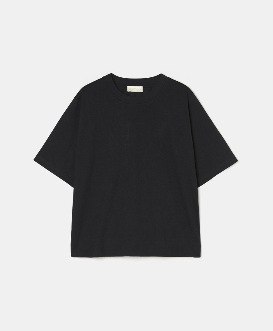 Clothing Momoni | Iora T-Shirt In Eco-Friendly Jersey - Black